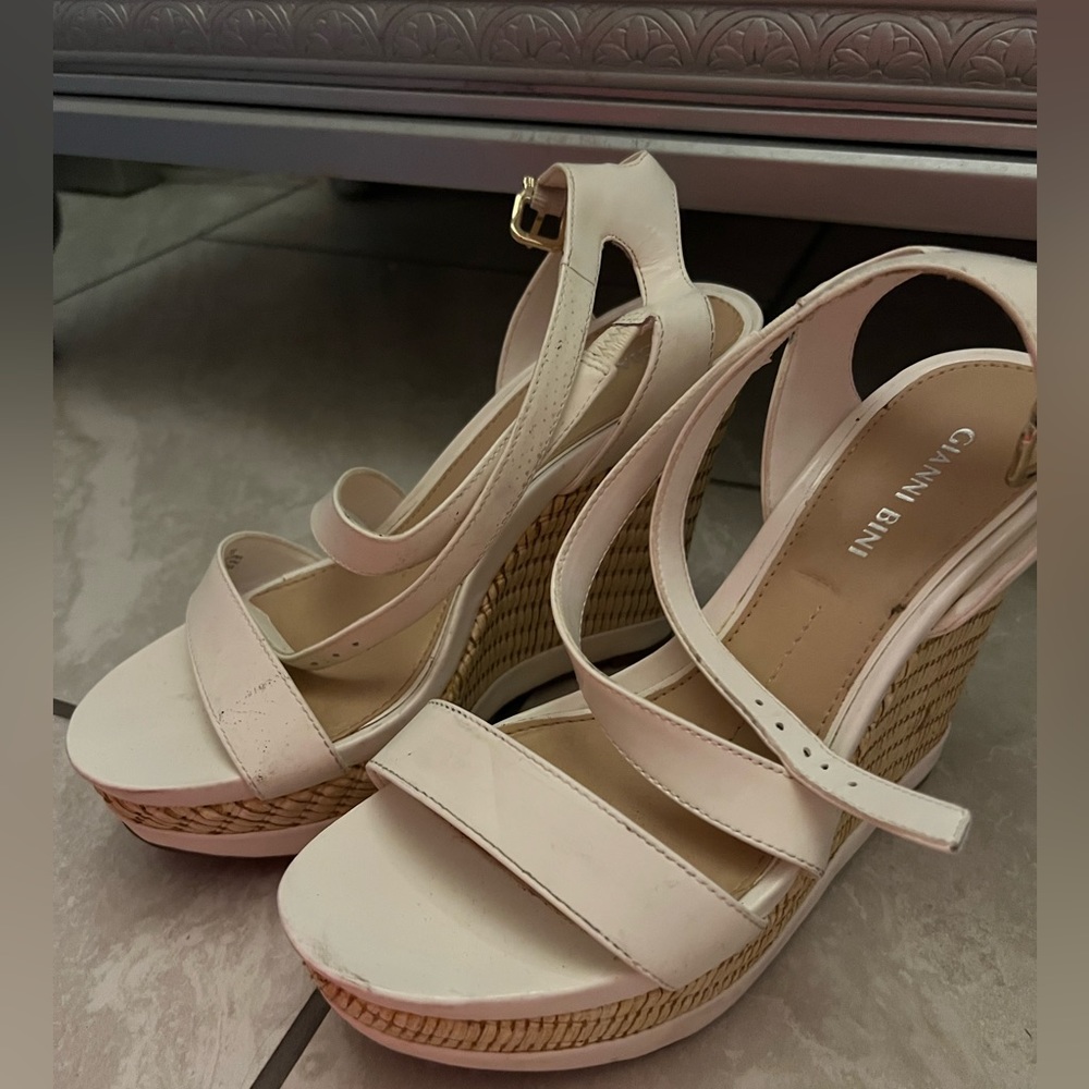 Gianni Bini Wedges
